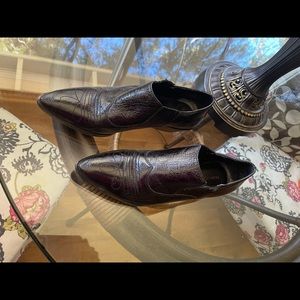 Stylish pair of Rebecca Minkoff size 7 EGUC